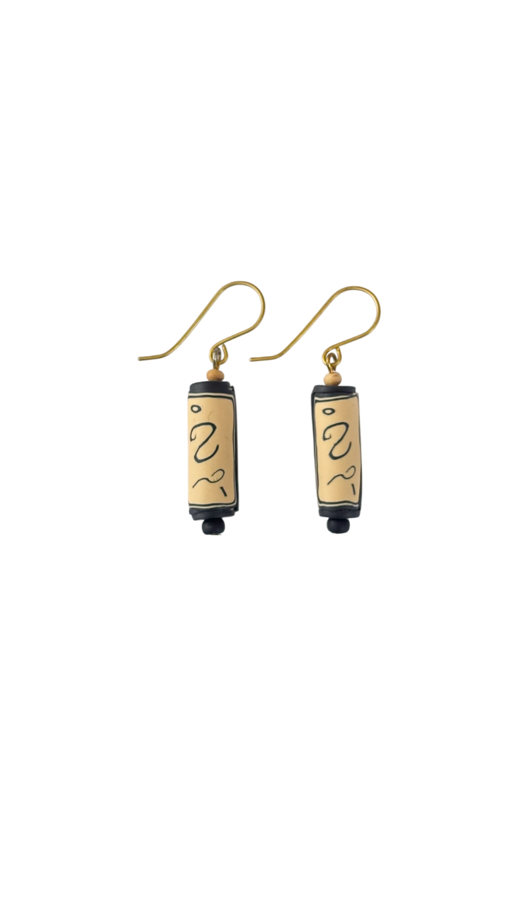 Kynom Earring